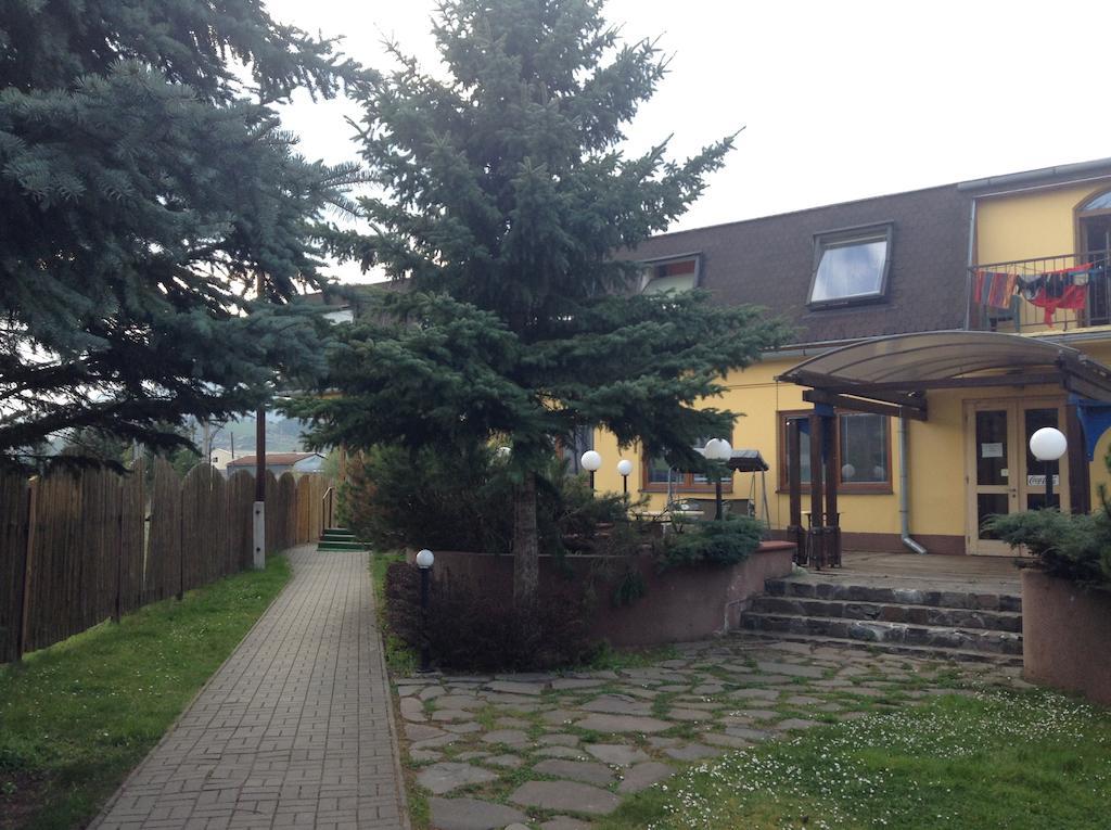 Penzion Agrothermal Bešeňová Exterior foto