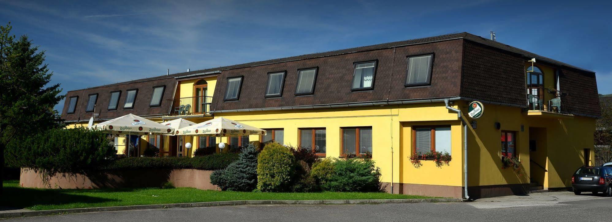 Penzion Agrothermal Bešeňová Exterior foto
